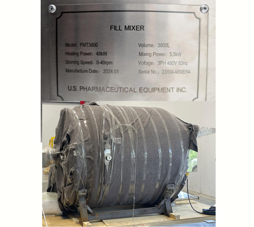 USDE 3800L STAINLESS STEEL JACKETED, HEATED TANK WITH MIXER